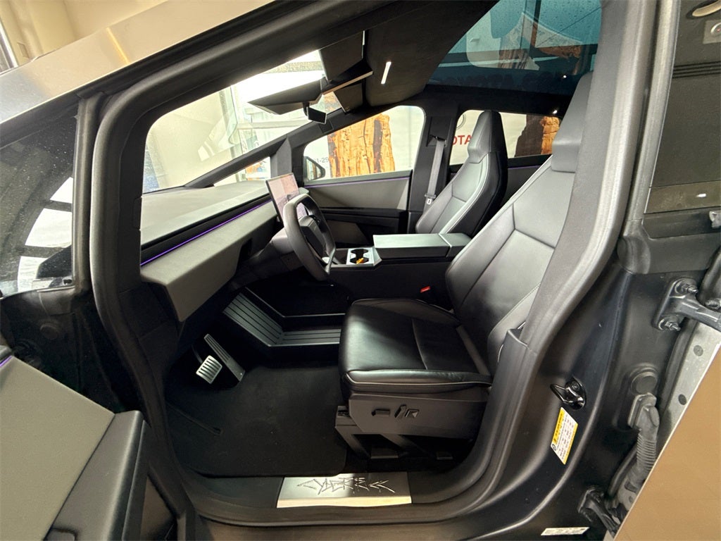 2024 Tesla Cybertruck Base