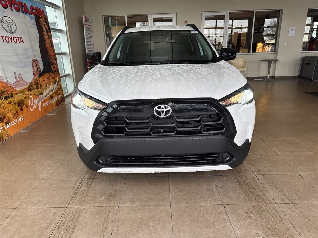 2026 Toyota Corolla Cross LE