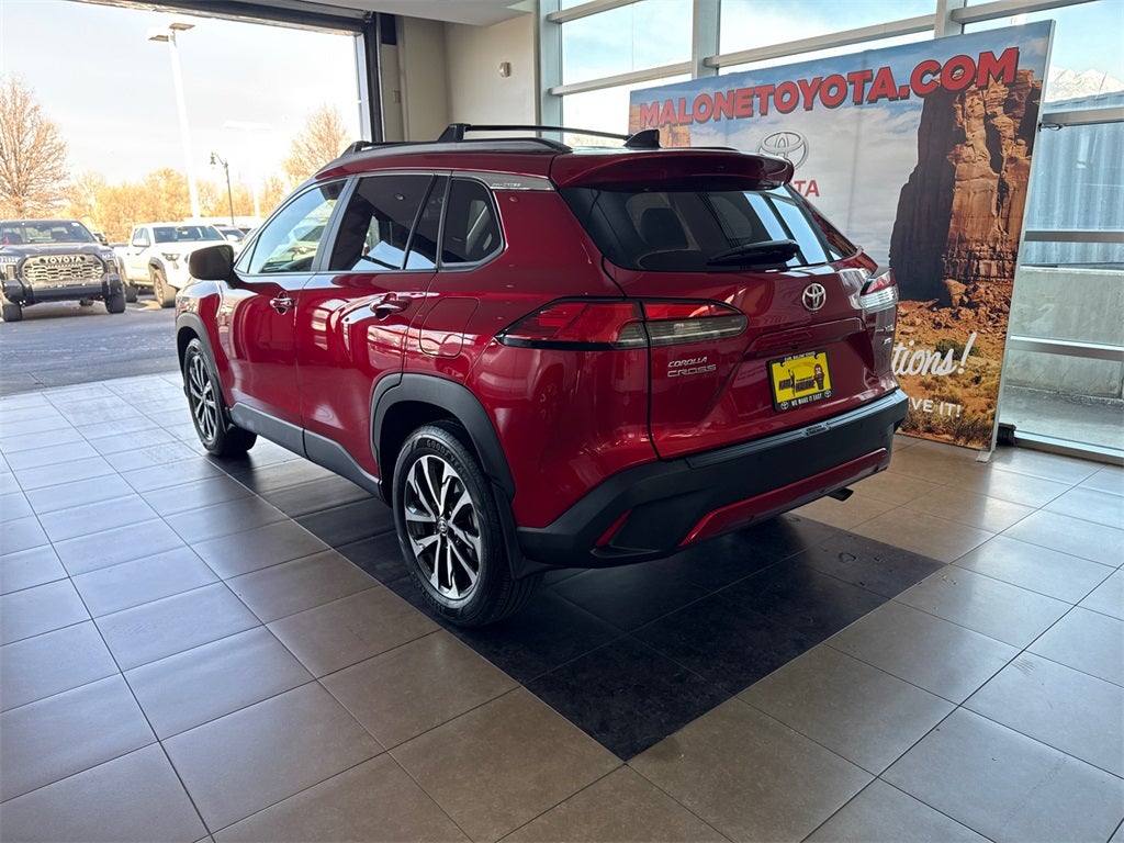 2025 Toyota Corolla Cross XLE