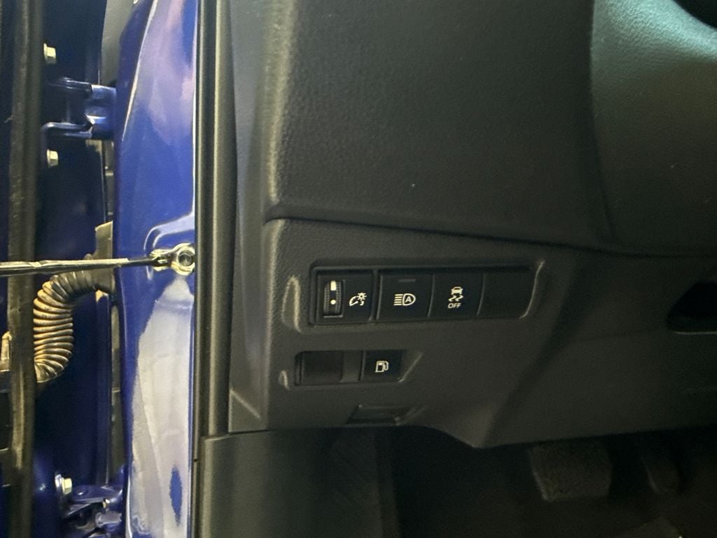2024 Toyota Corolla Cross Hybrid SE