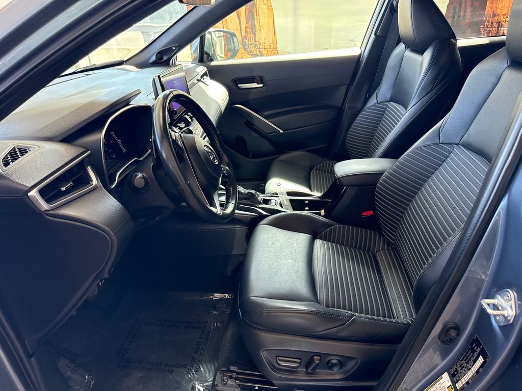 2023 Toyota Corolla Cross Hybrid XSE