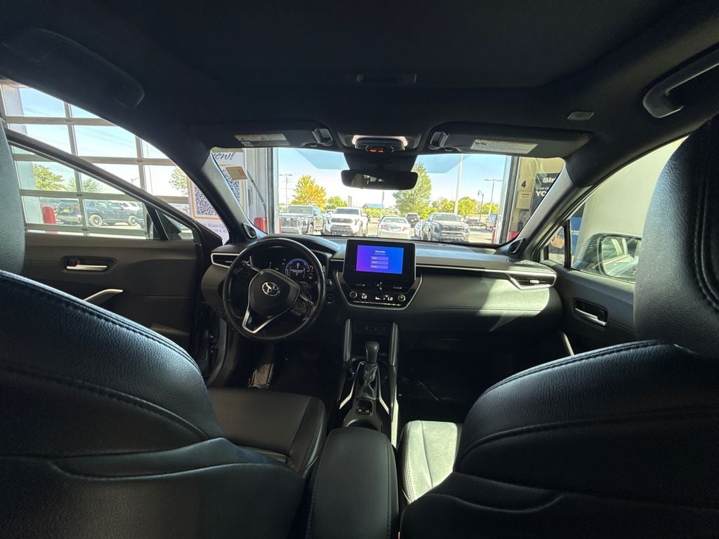 2023 Toyota Corolla Cross Hybrid XSE