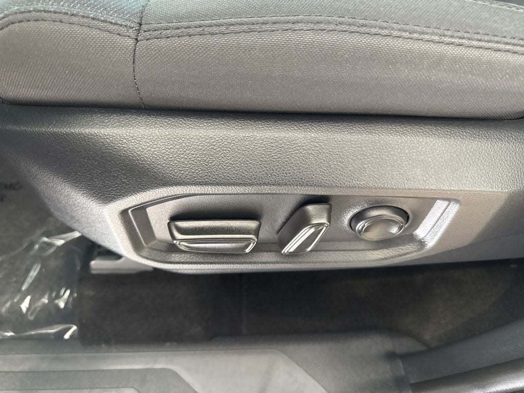 2025 Toyota Sequoia SR5