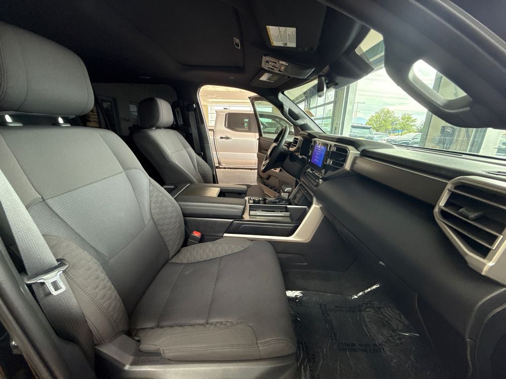 2025 Toyota Sequoia SR5