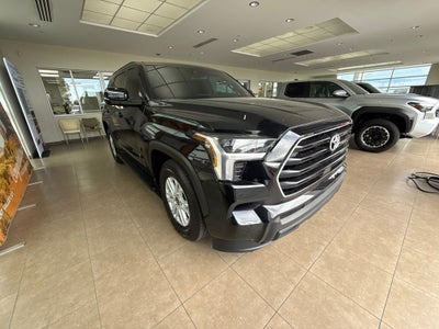 2025 Toyota Sequoia SR5