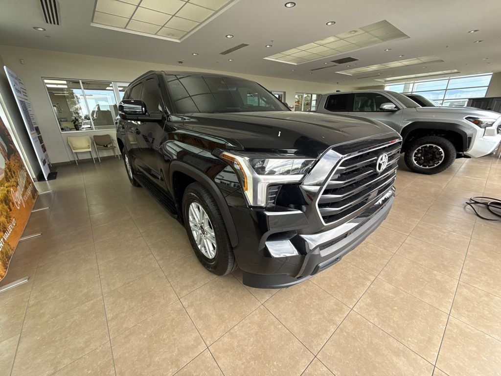2025 Toyota Sequoia SR5