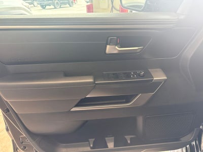 2025 Toyota Sequoia SR5