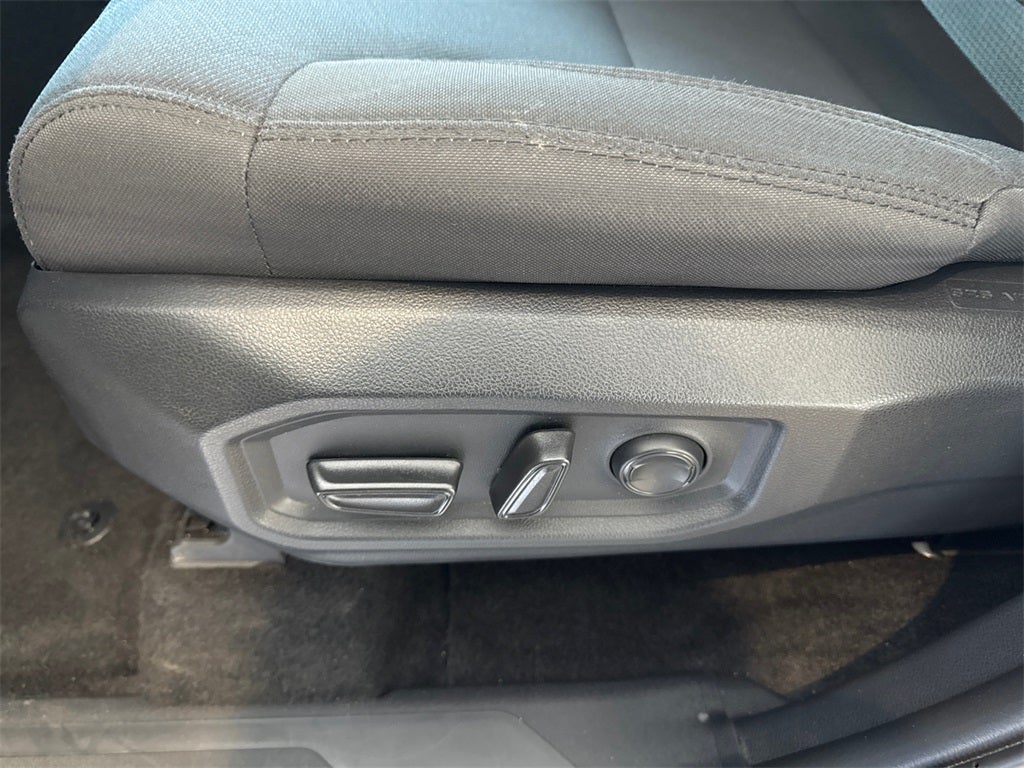 2025 Toyota Sequoia SR5