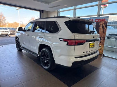 2025 Toyota Sequoia SR5