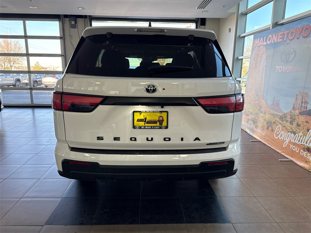 2025 Toyota Sequoia SR5