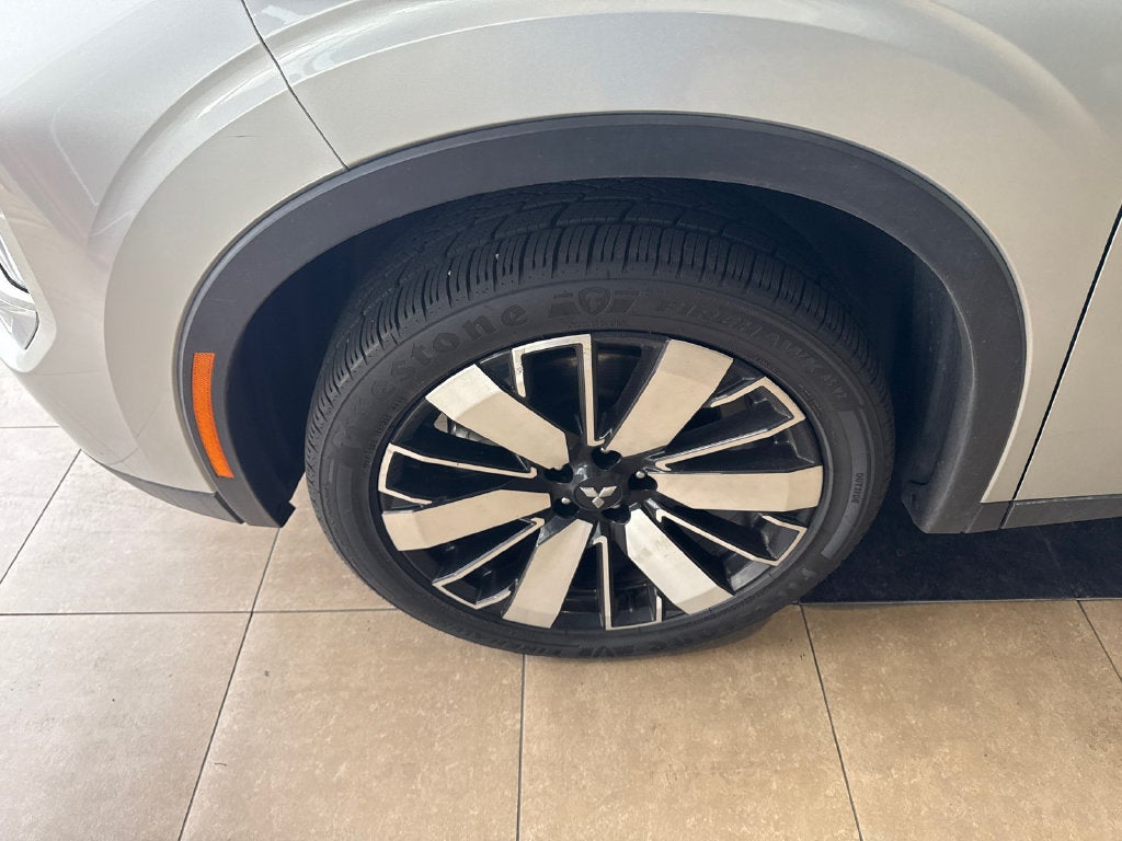 2025 Mitsubishi Outlander Base