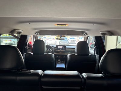 2025 Mitsubishi Outlander PHEV SE