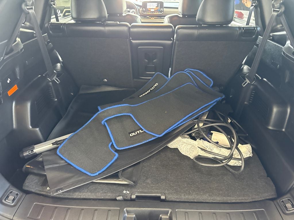 2025 Mitsubishi Outlander PHEV SE