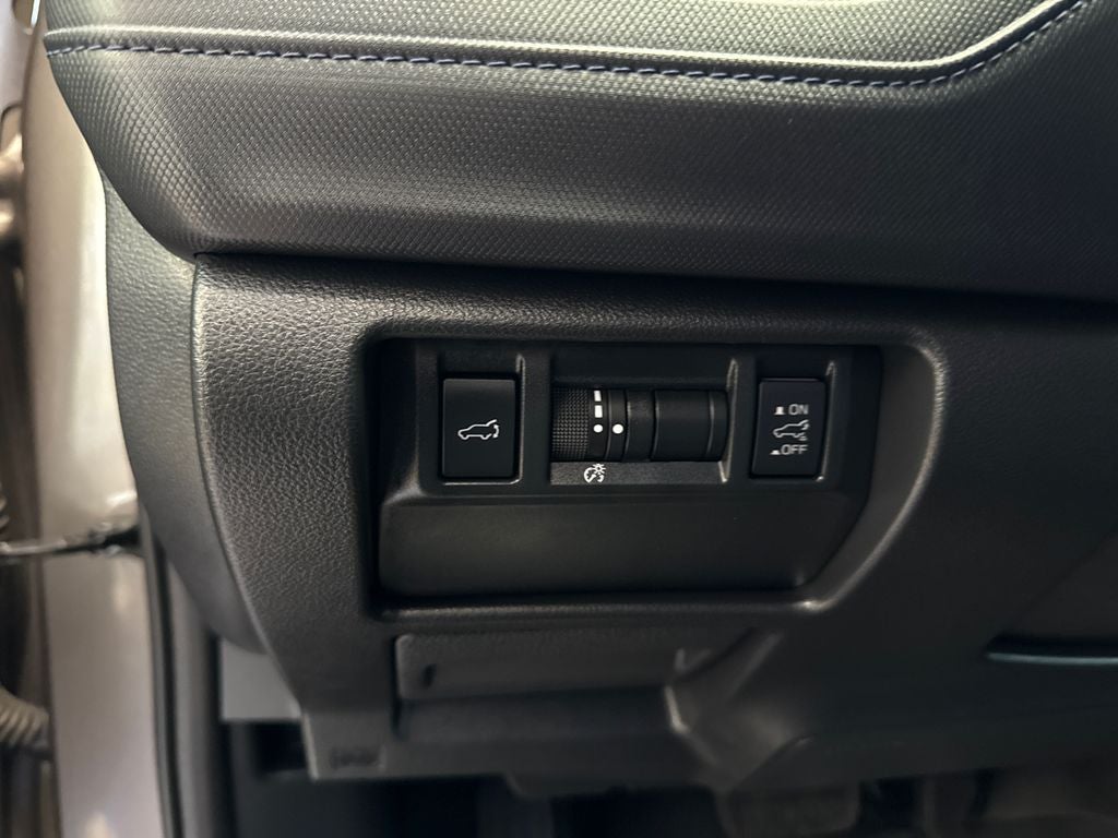 2025 Subaru Forester Premium Premium