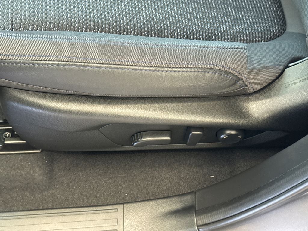 2025 Subaru Forester Premium Premium