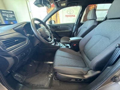 2025 Subaru Forester Premium Premium