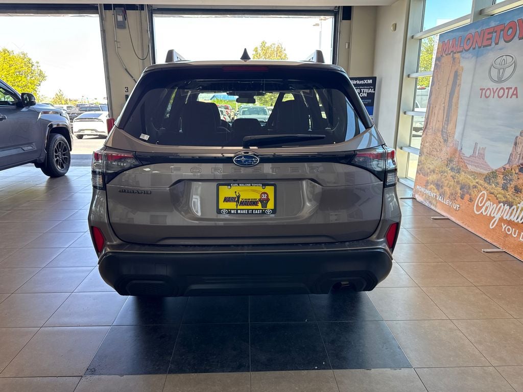 2025 Subaru Forester Premium Premium
