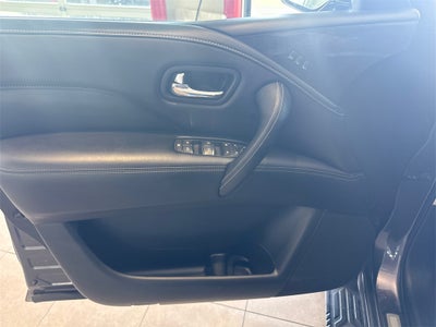 2024 INFINITI QX80 LUXE