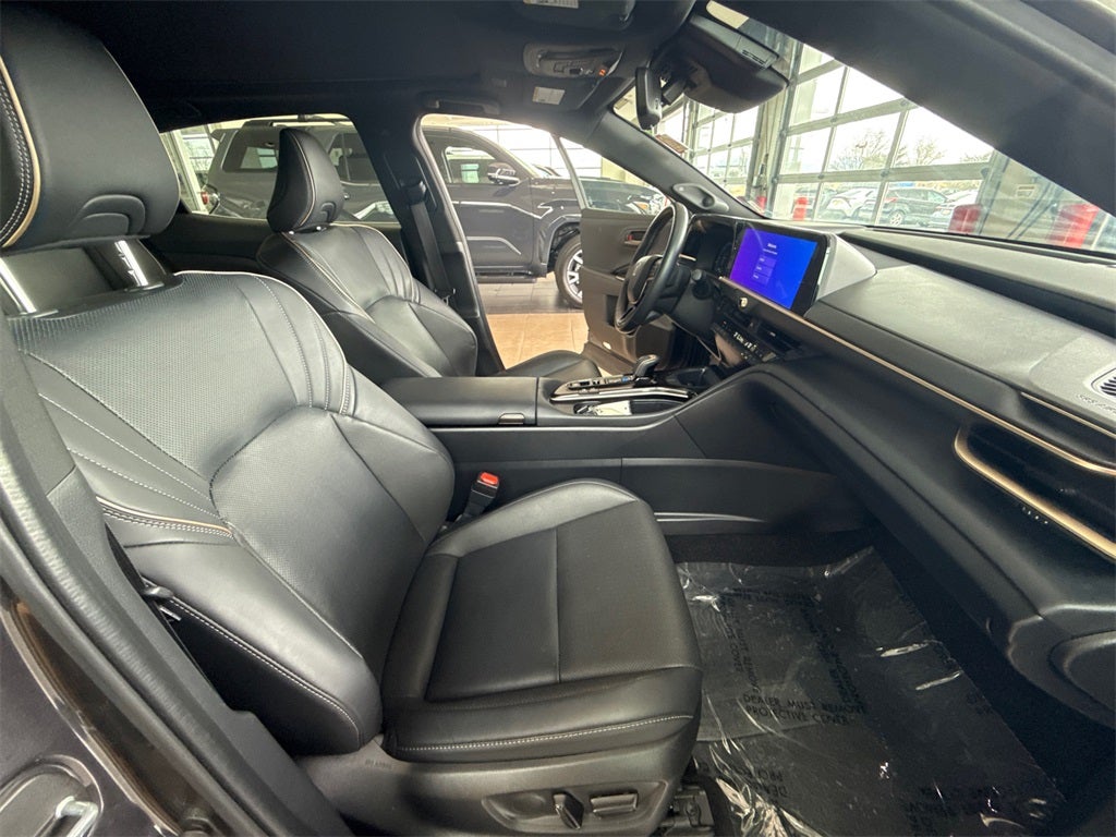 2024 Toyota Crown Limited