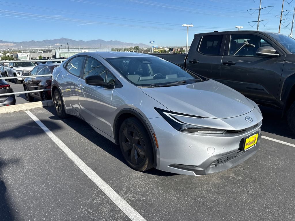 2024 Toyota Prius LE