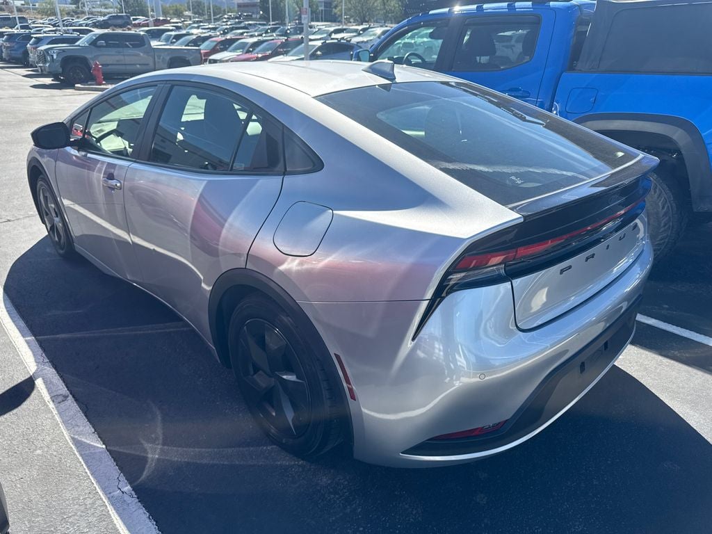 2025 Toyota Prius LE