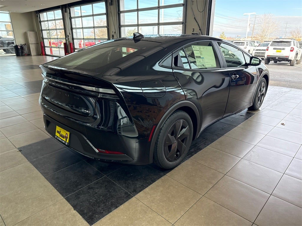 2026 Toyota Prius Plug-In Hybrid SE