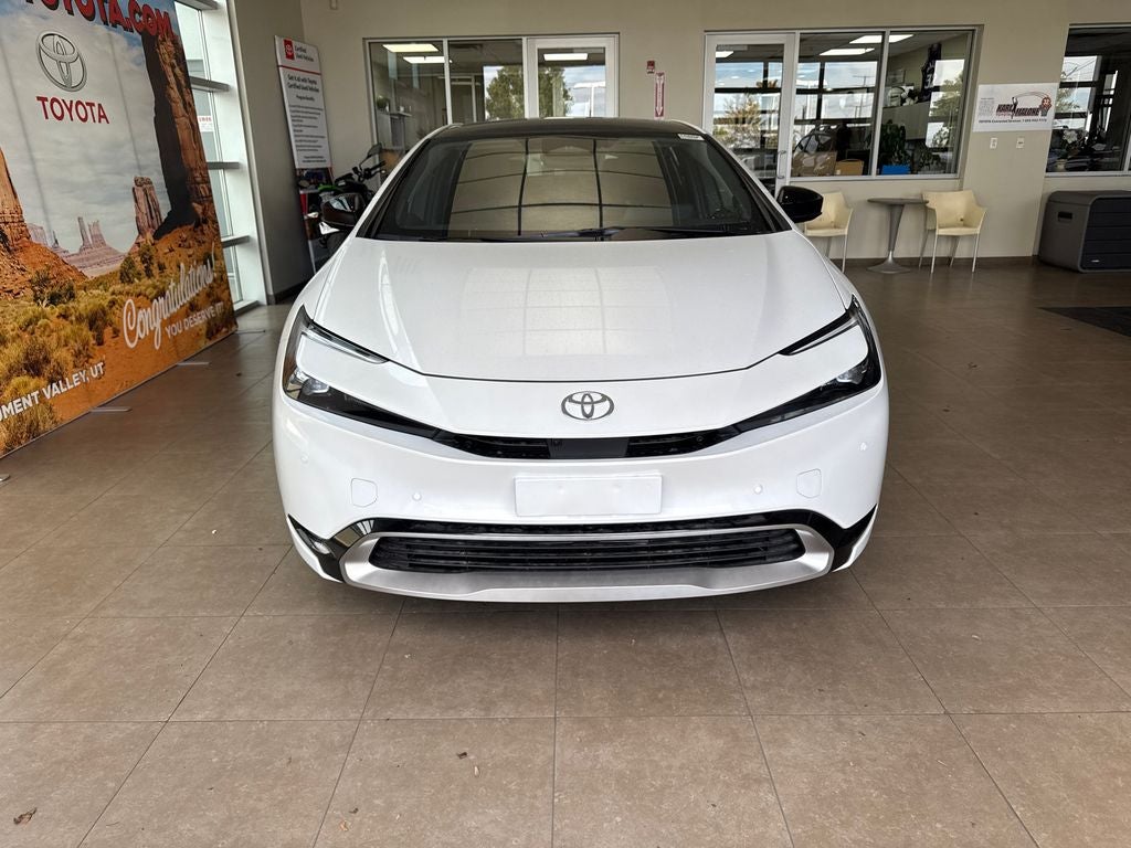2027 Toyota Prius Plug-in Base