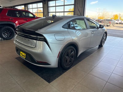 2026 Toyota Prius Plug-In Hybrid SE