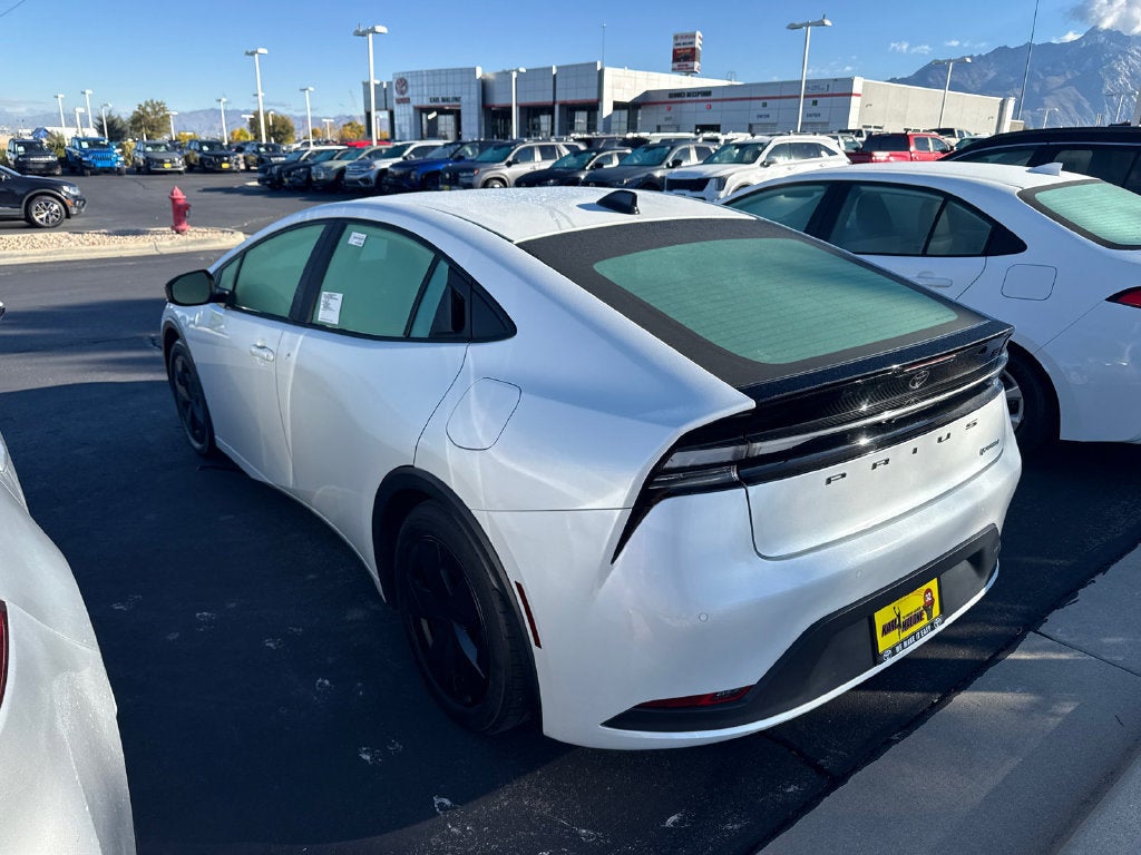 2026 Toyota Prius Plug-In Hybrid SE