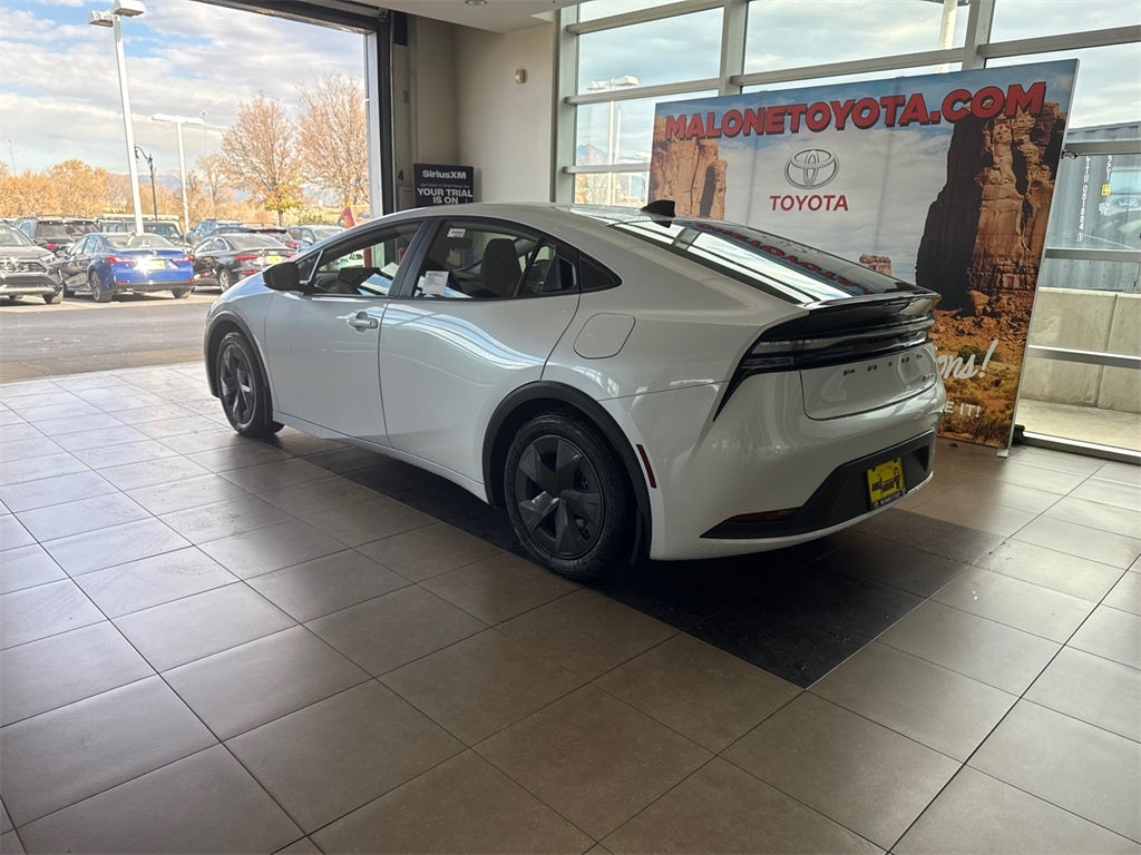 2026 Toyota Prius Plug-In Hybrid SE