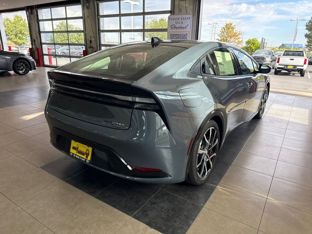 2027 Toyota Prius Plug-in Base