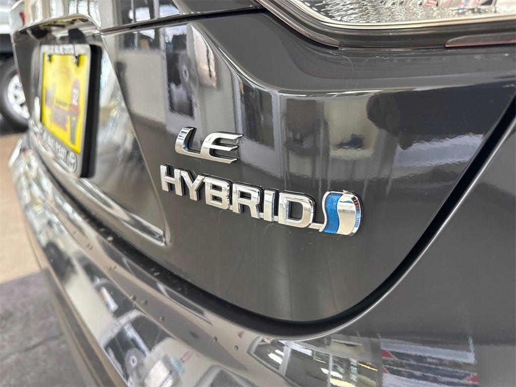 2024 Toyota Corolla Hybrid LE
