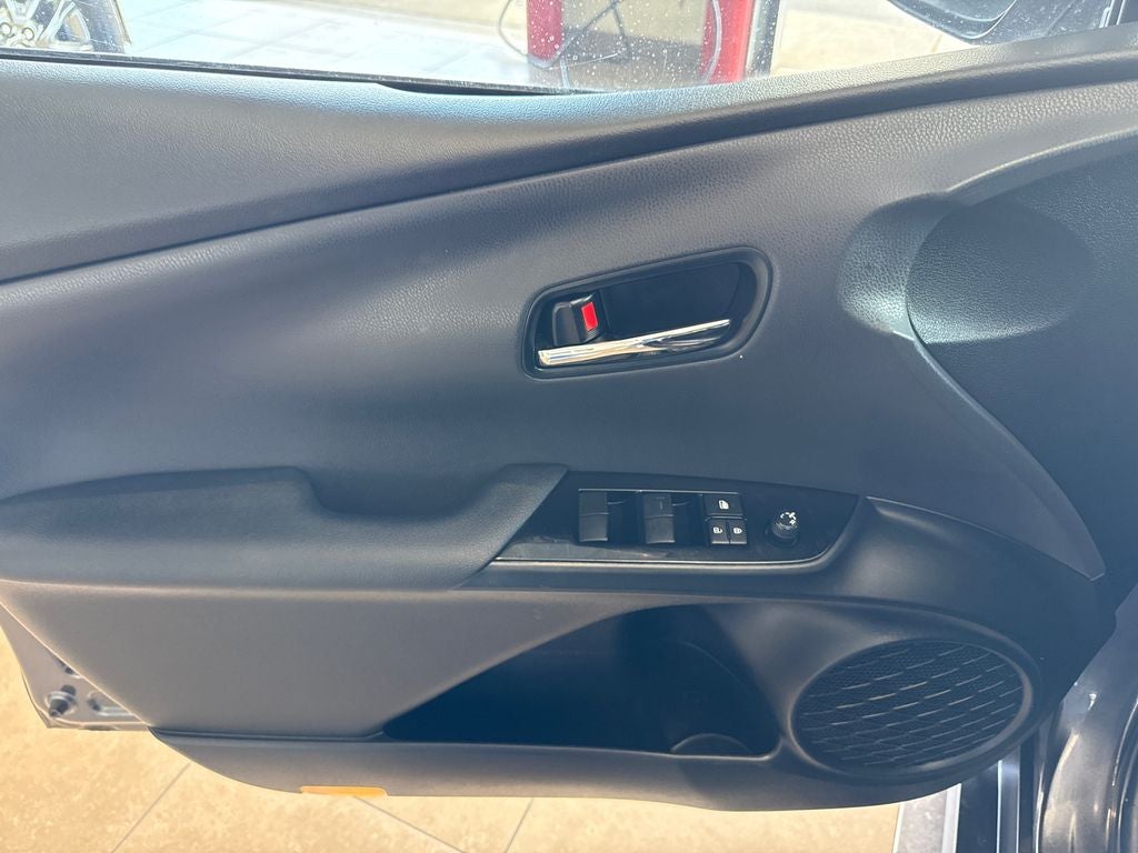 2021 Toyota Prius XLE