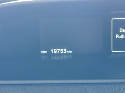 2021 Toyota Prius XLE