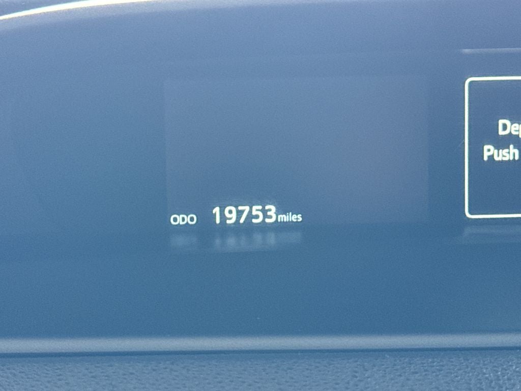 2021 Toyota Prius XLE