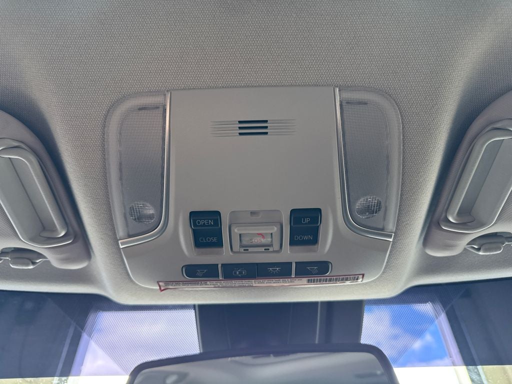 2021 Toyota Prius XLE