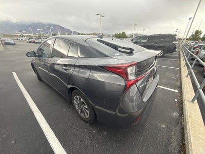 2021 Toyota Prius XLE