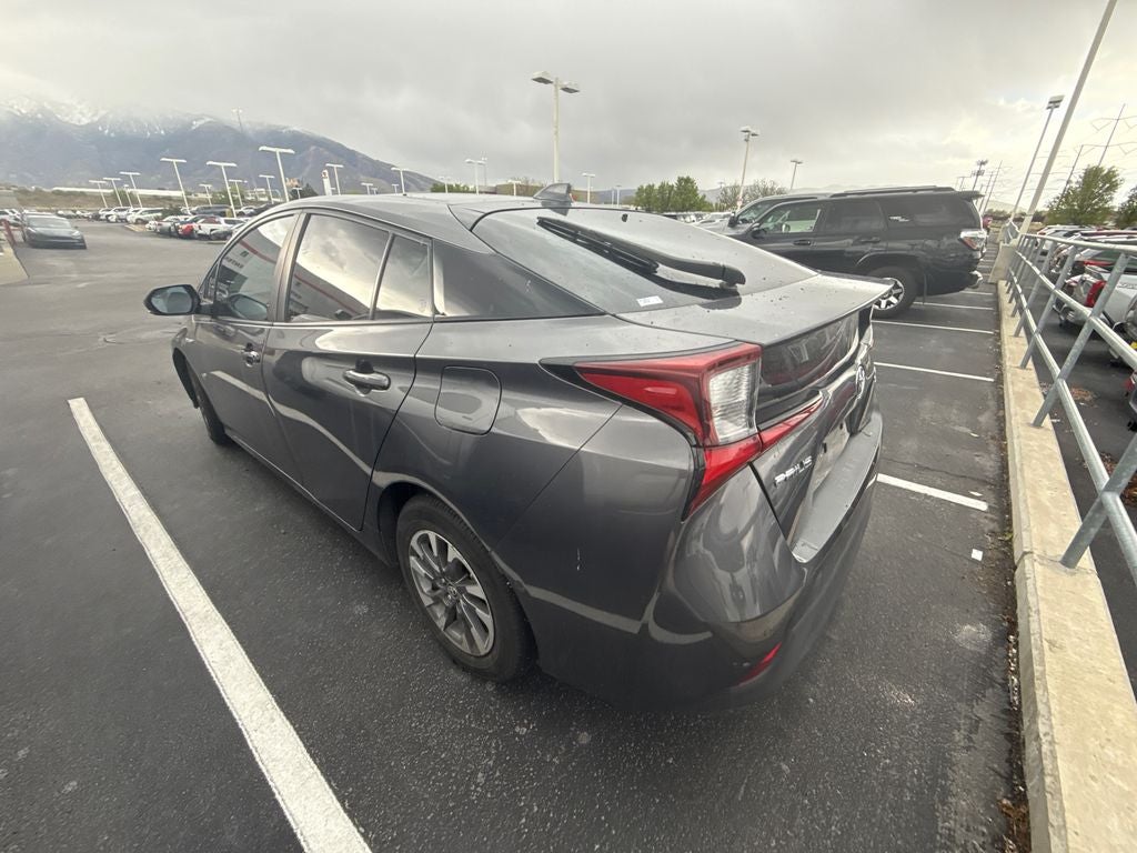 2021 Toyota Prius XLE