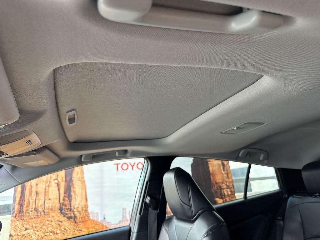 2021 Toyota Prius XLE