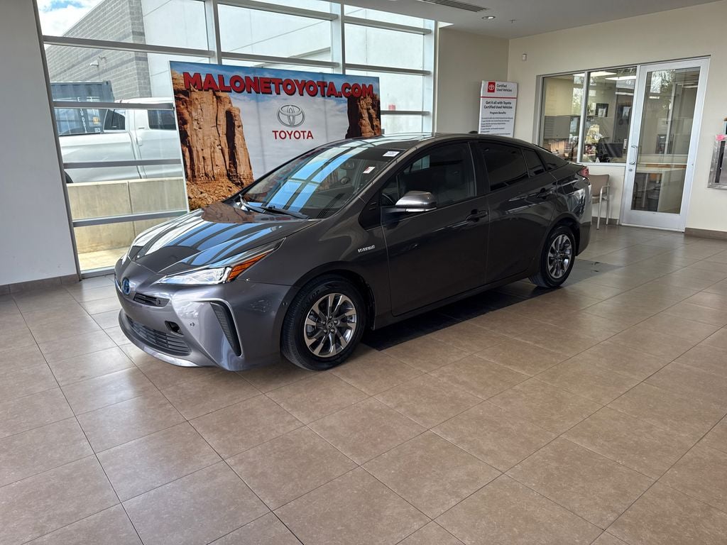 2021 Toyota Prius XLE