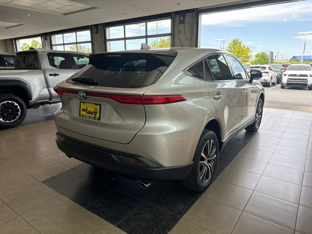 2024 Toyota Venza LE