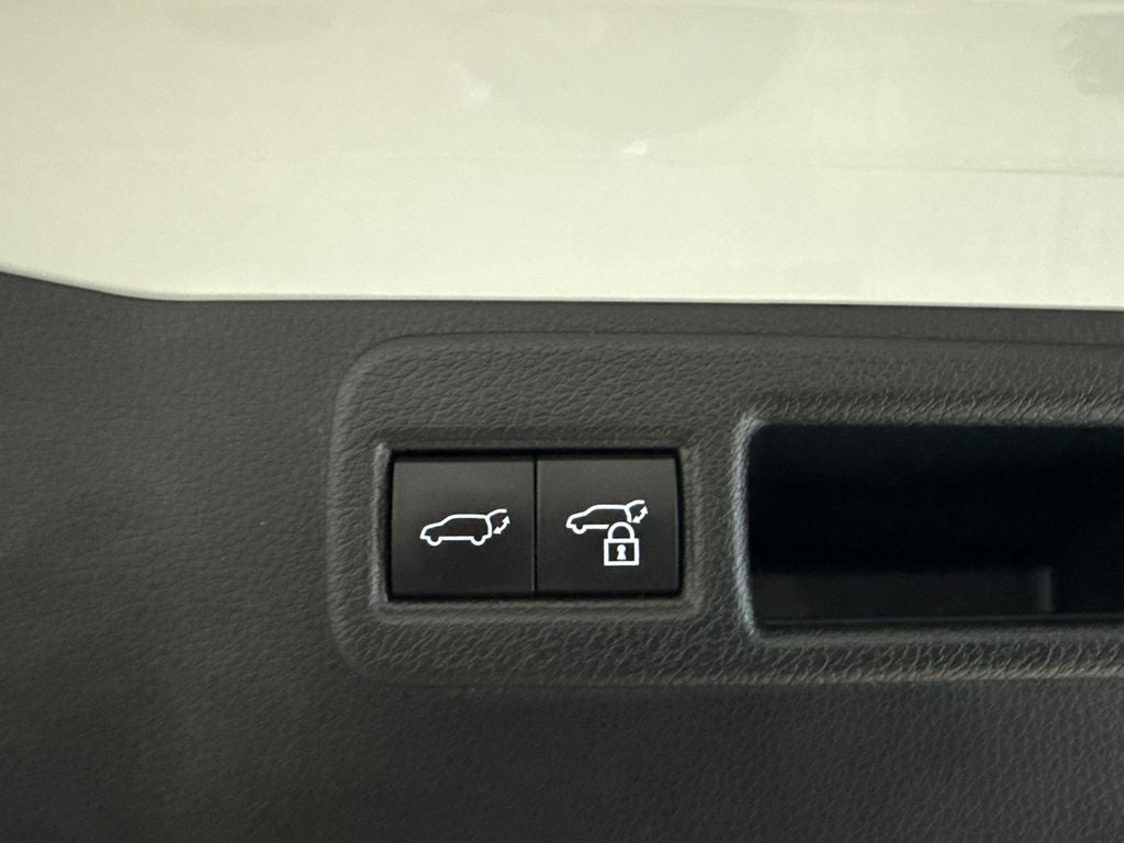 2024 Toyota Venza Nightshade