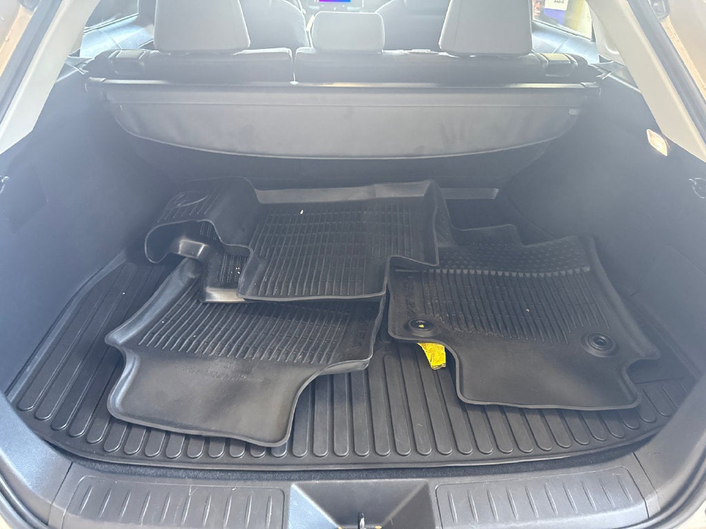 2024 Toyota Venza LE