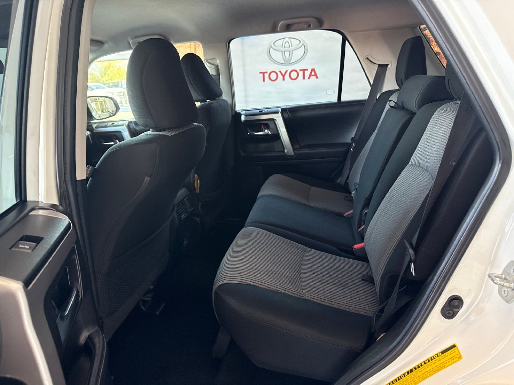 2022 Toyota 4Runner SR5