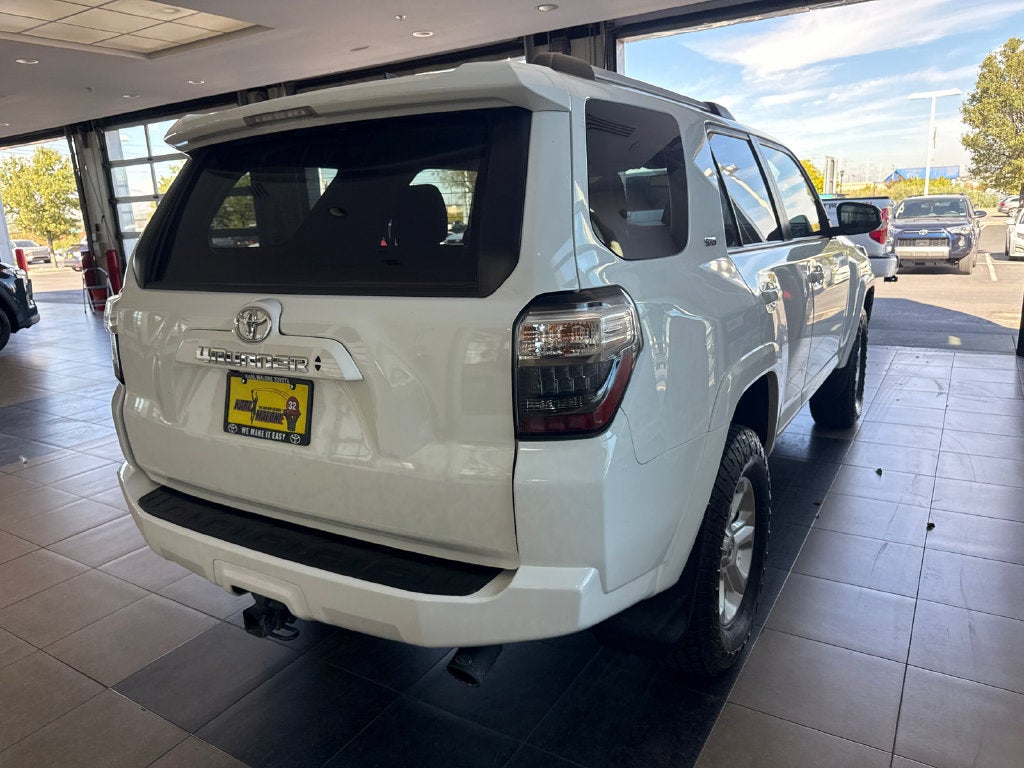 2022 Toyota 4Runner SR5