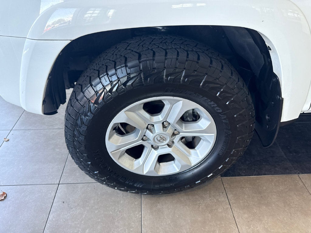 2022 Toyota 4Runner SR5