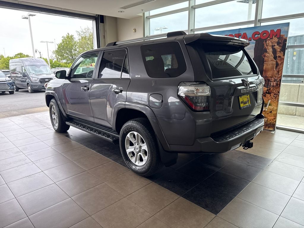 2022 Toyota 4Runner SR5 Premium