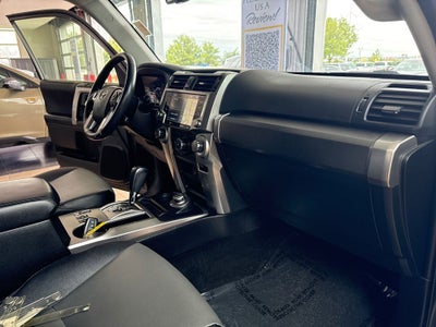 2022 Toyota 4Runner SR5 Premium