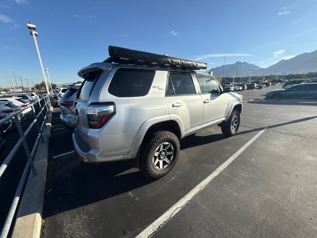 2021 Toyota 4Runner TRD Off-Road