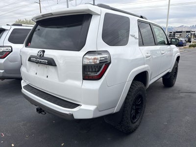 2022 Toyota 4Runner TRD Off-Road Premium